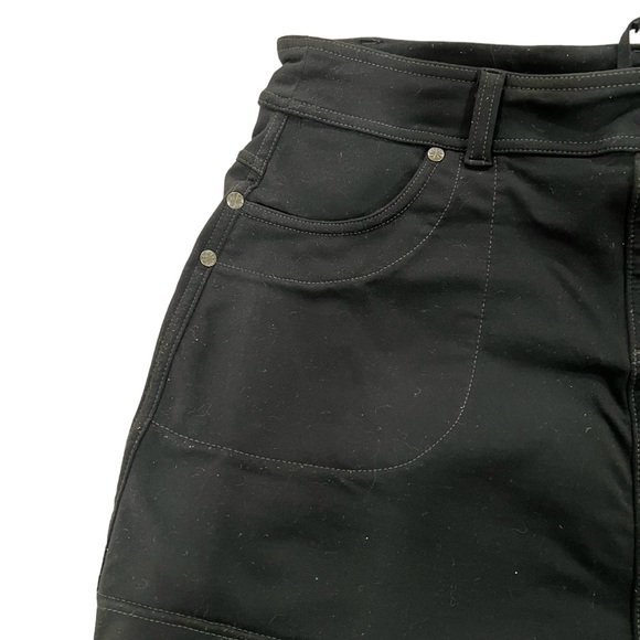 Athleta 2 in 1 black leggings with overskirt that had a denim appeal. Size M - Picture 4 of 5